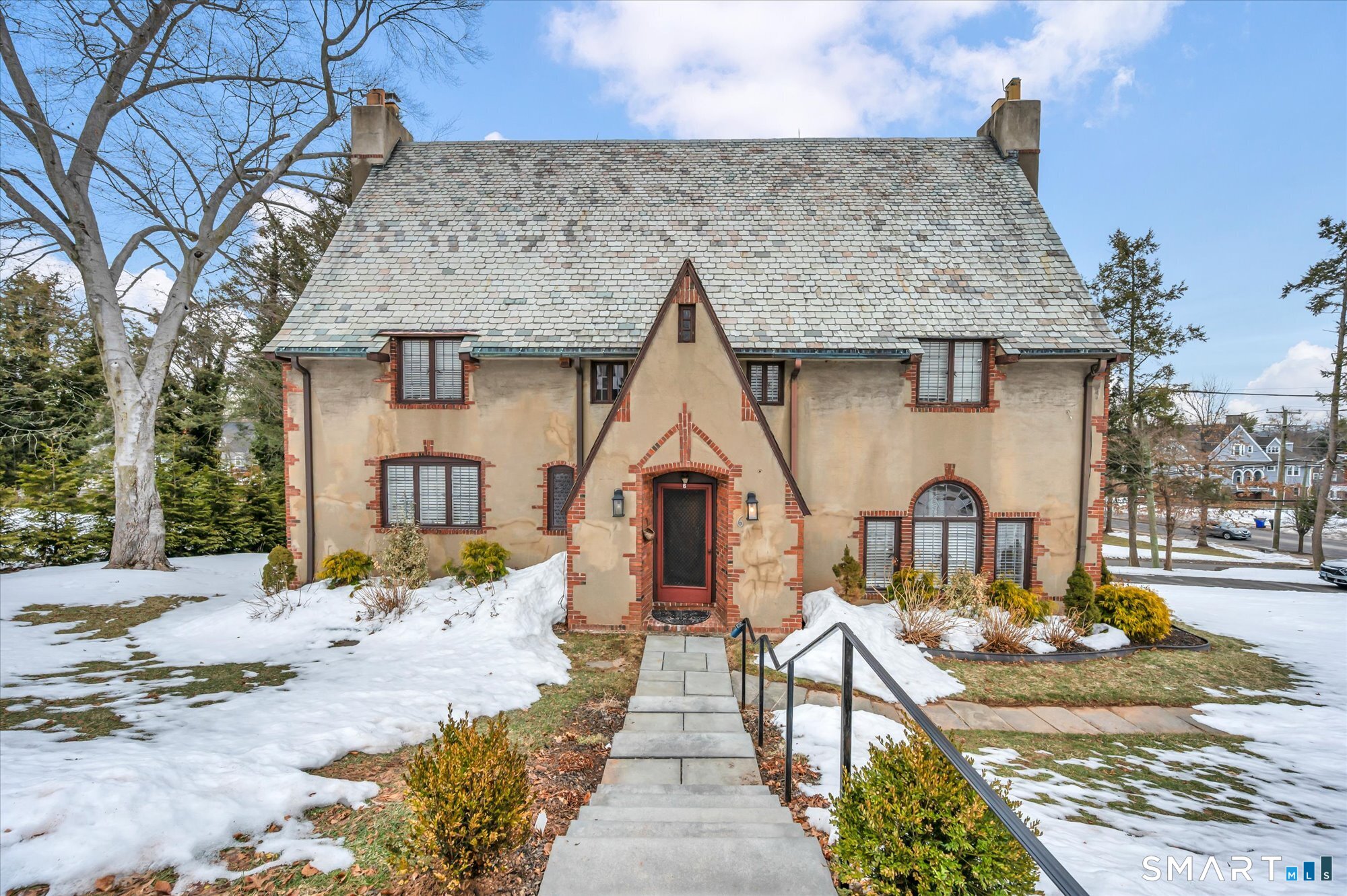 6 West Hill Drive West Hartford CT 06119
