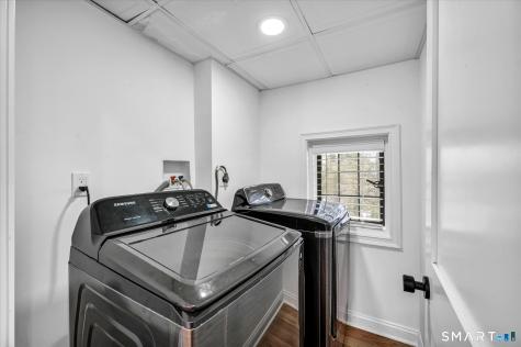 6 West Hill Drive West Hartford CT 06119