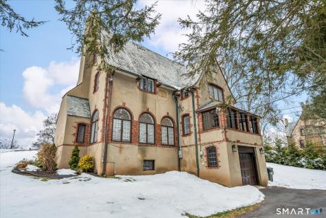 6 West Hill Drive West Hartford CT 06119
