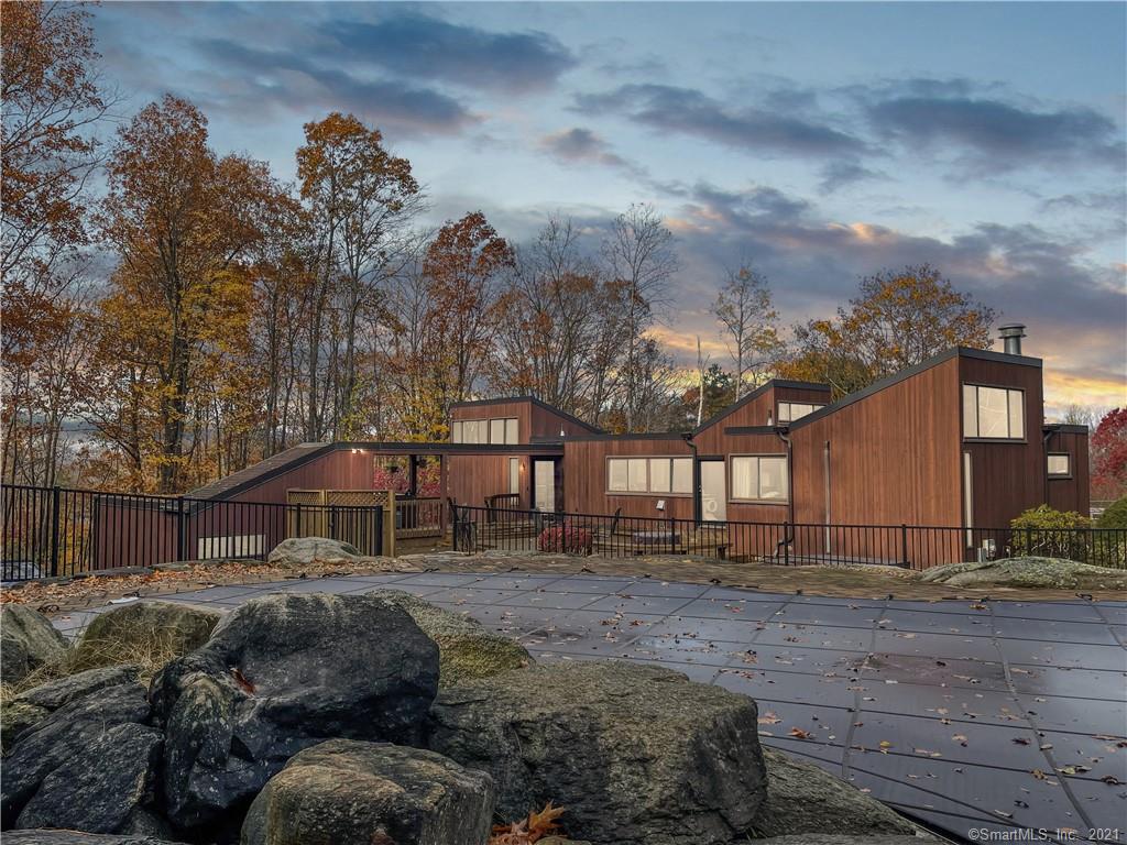 98 Wyneding Hill Road Manchester CT 06040