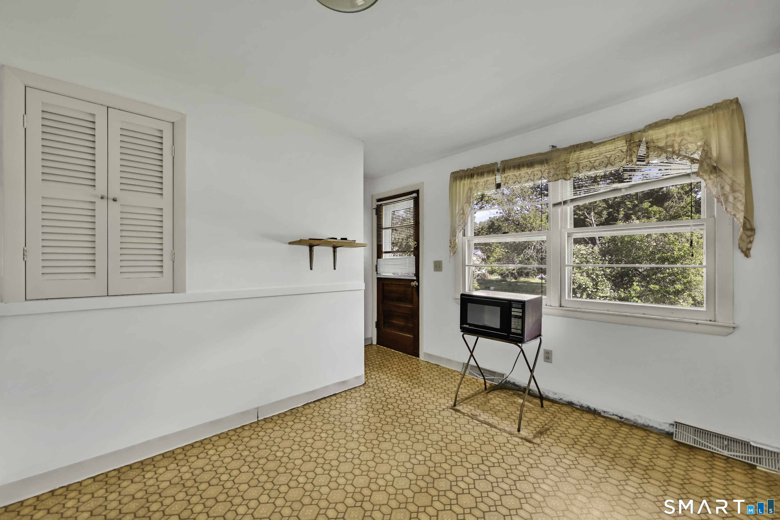 126 Beacon Hill Road East Hartford CT 06108