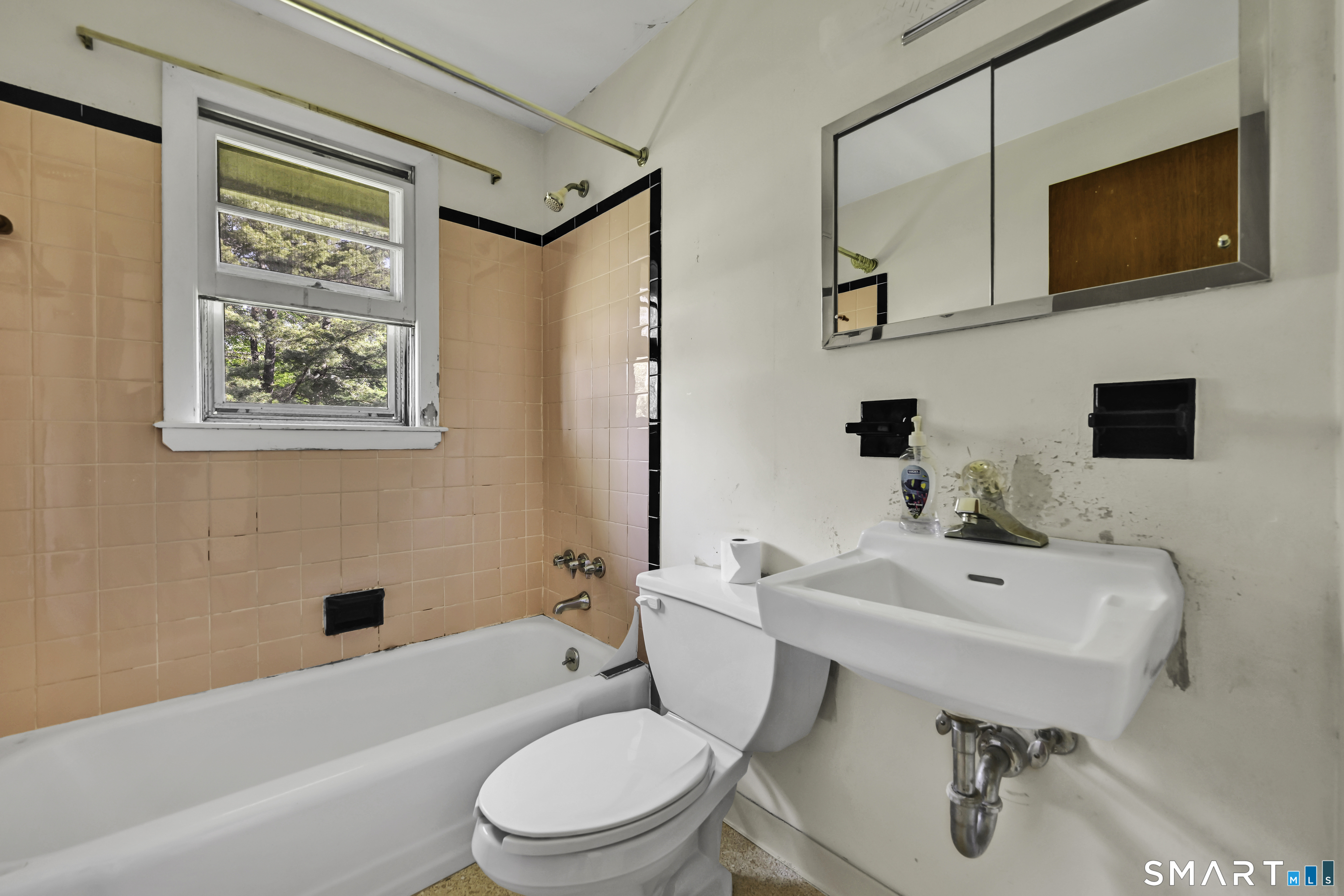 126 Beacon Hill Road East Hartford CT 06108