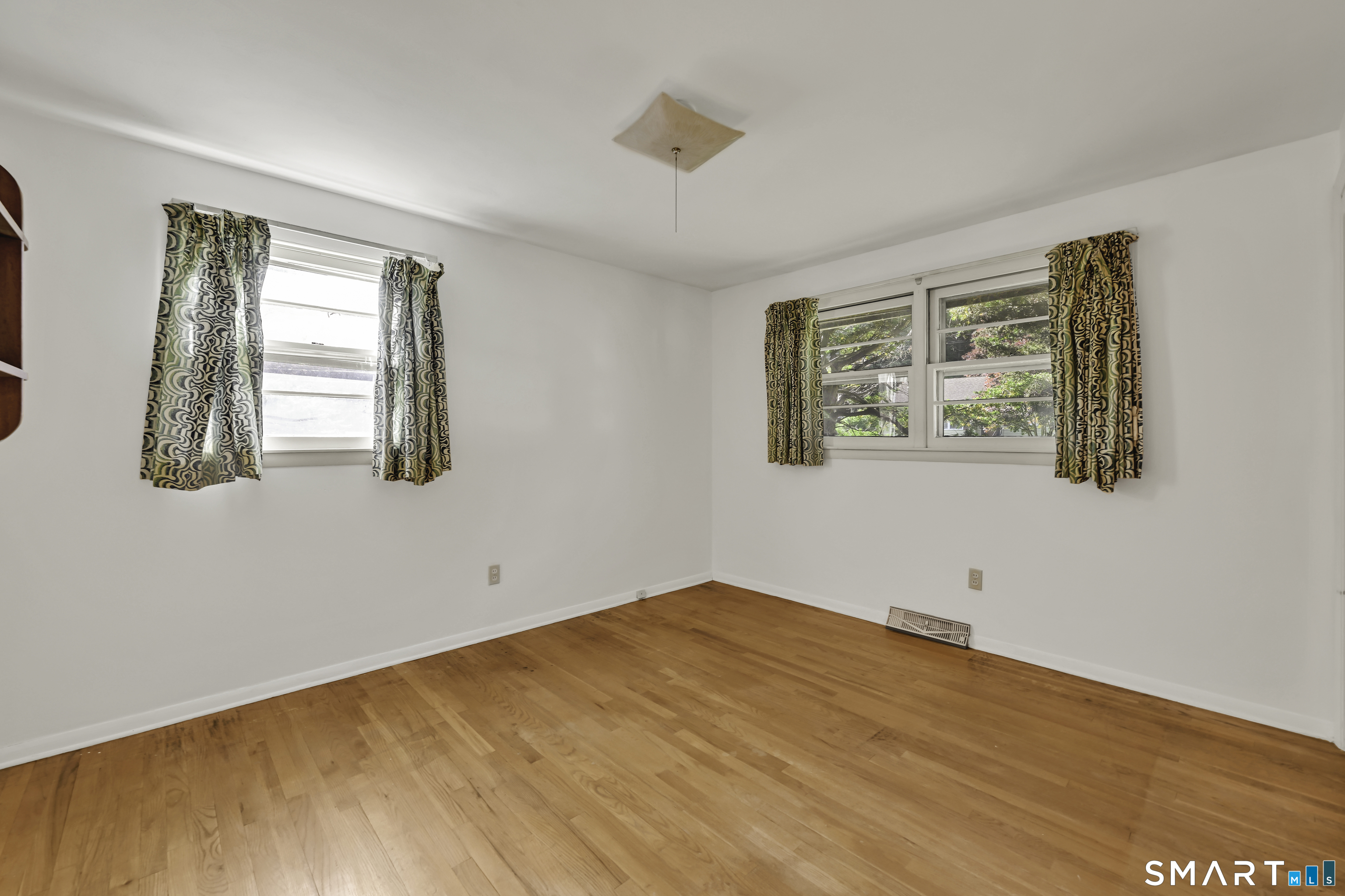 126 Beacon Hill Road East Hartford CT 06108