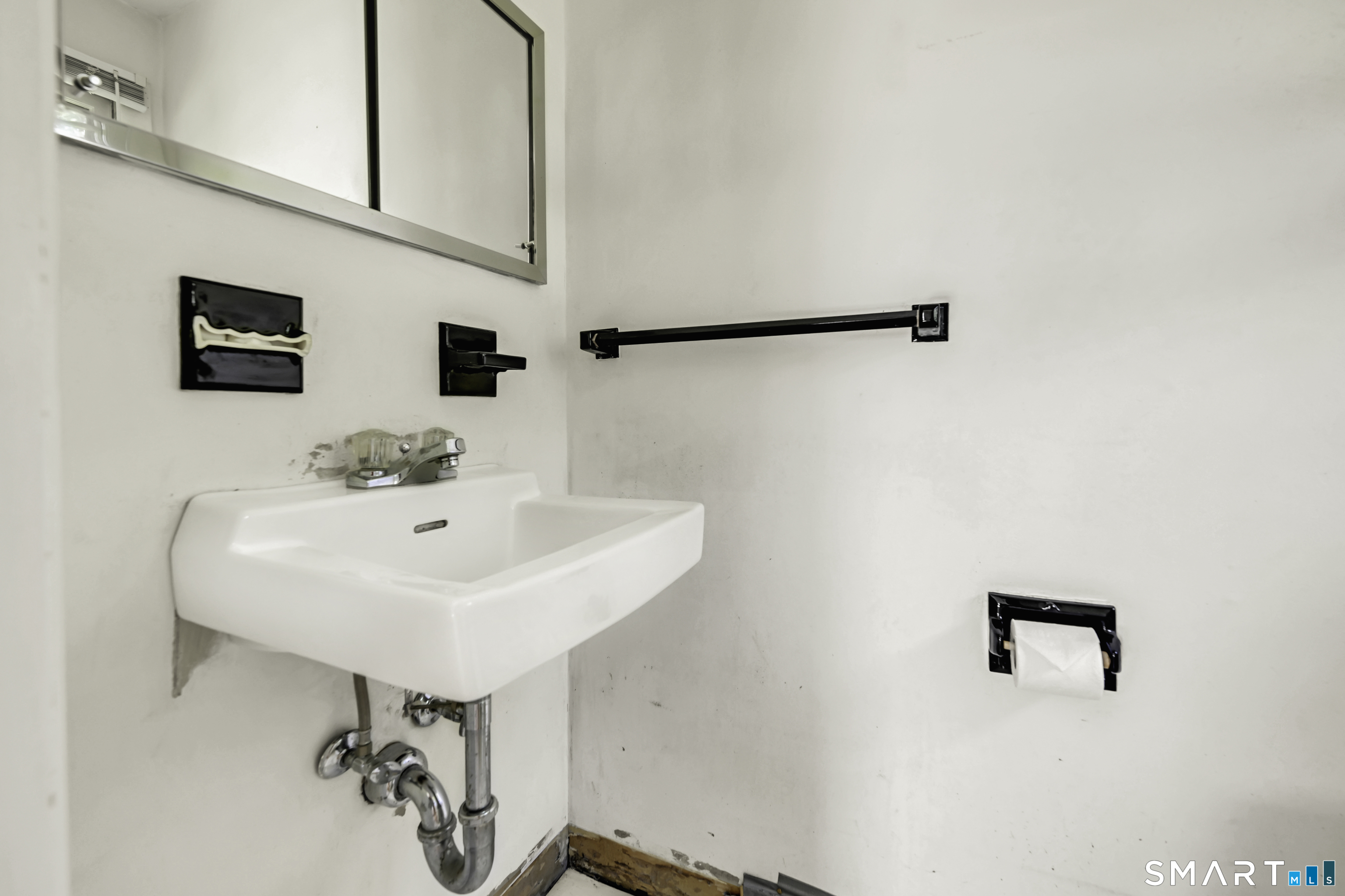 126 Beacon Hill Road East Hartford CT 06108