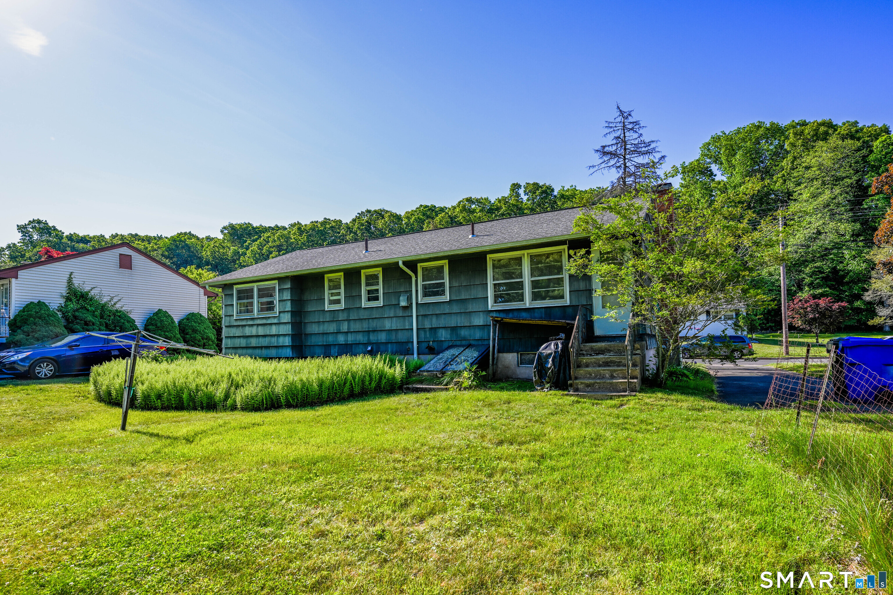 126 Beacon Hill Road East Hartford CT 06108