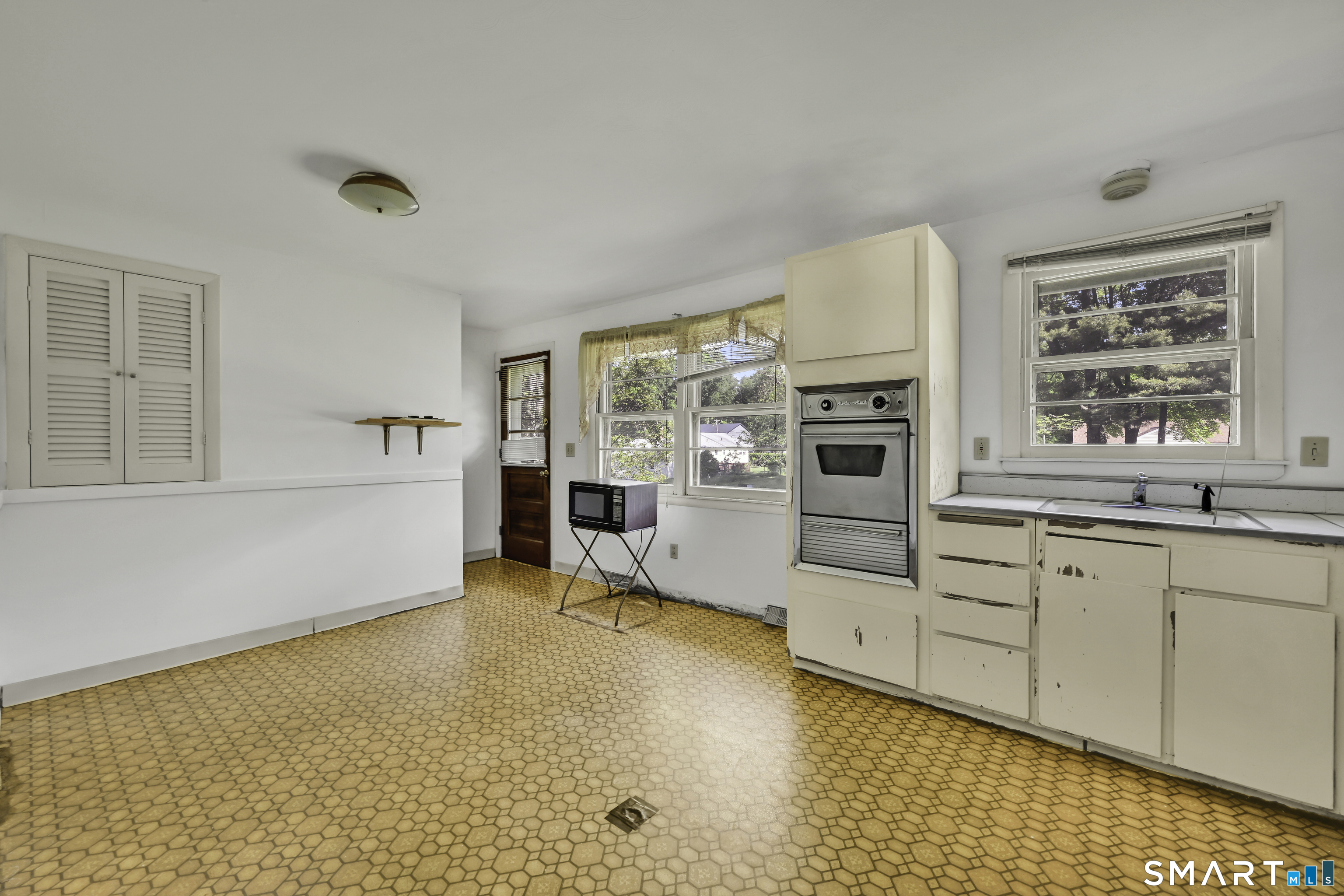126 Beacon Hill Road East Hartford CT 06108