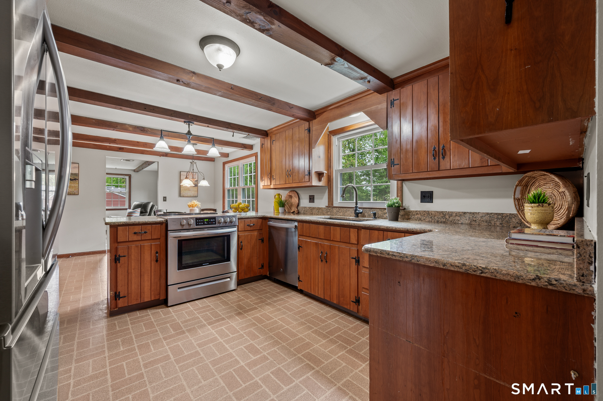 10 Stonegate Drive Portland CT 06480