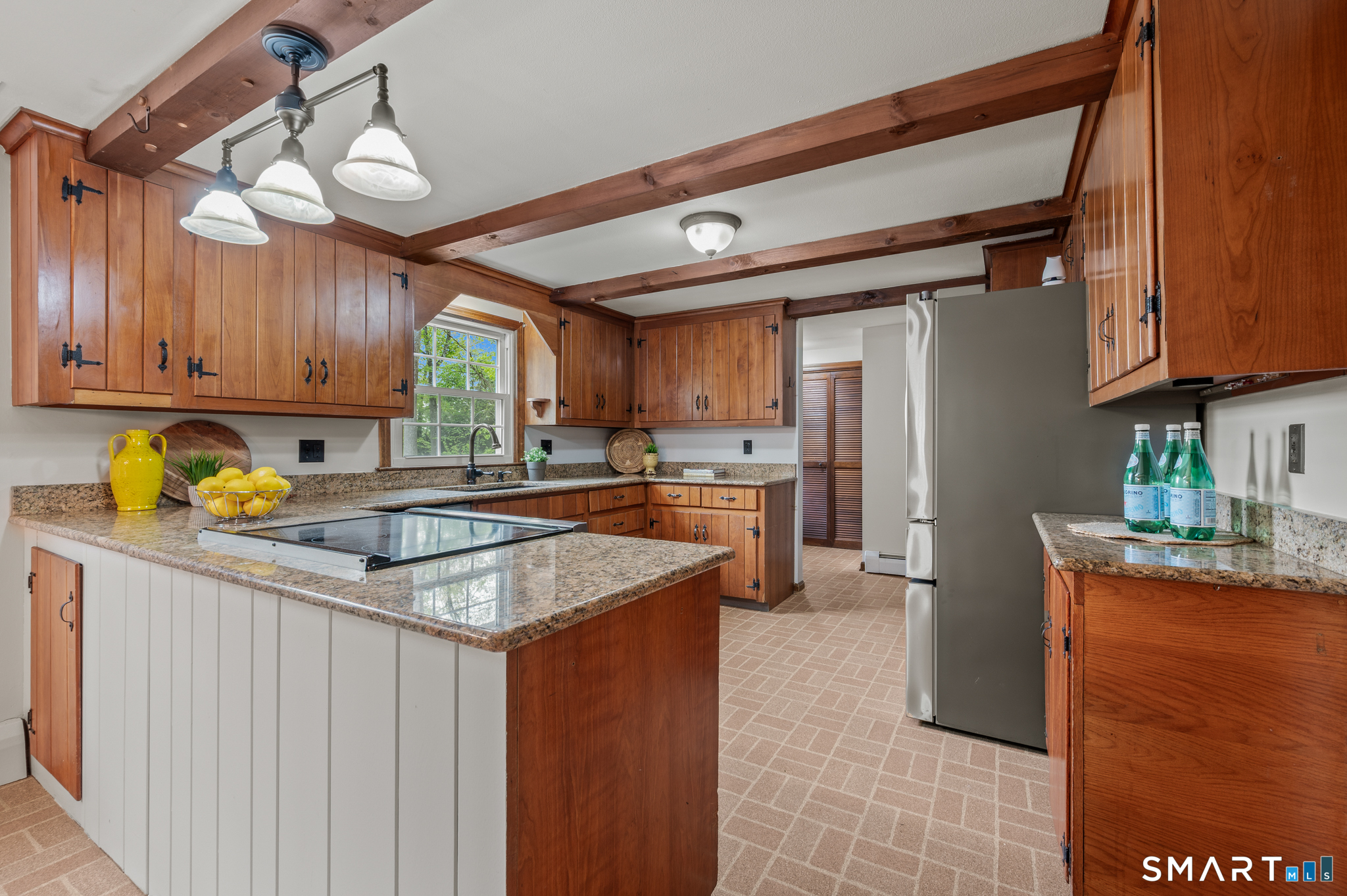10 Stonegate Drive Portland CT 06480
