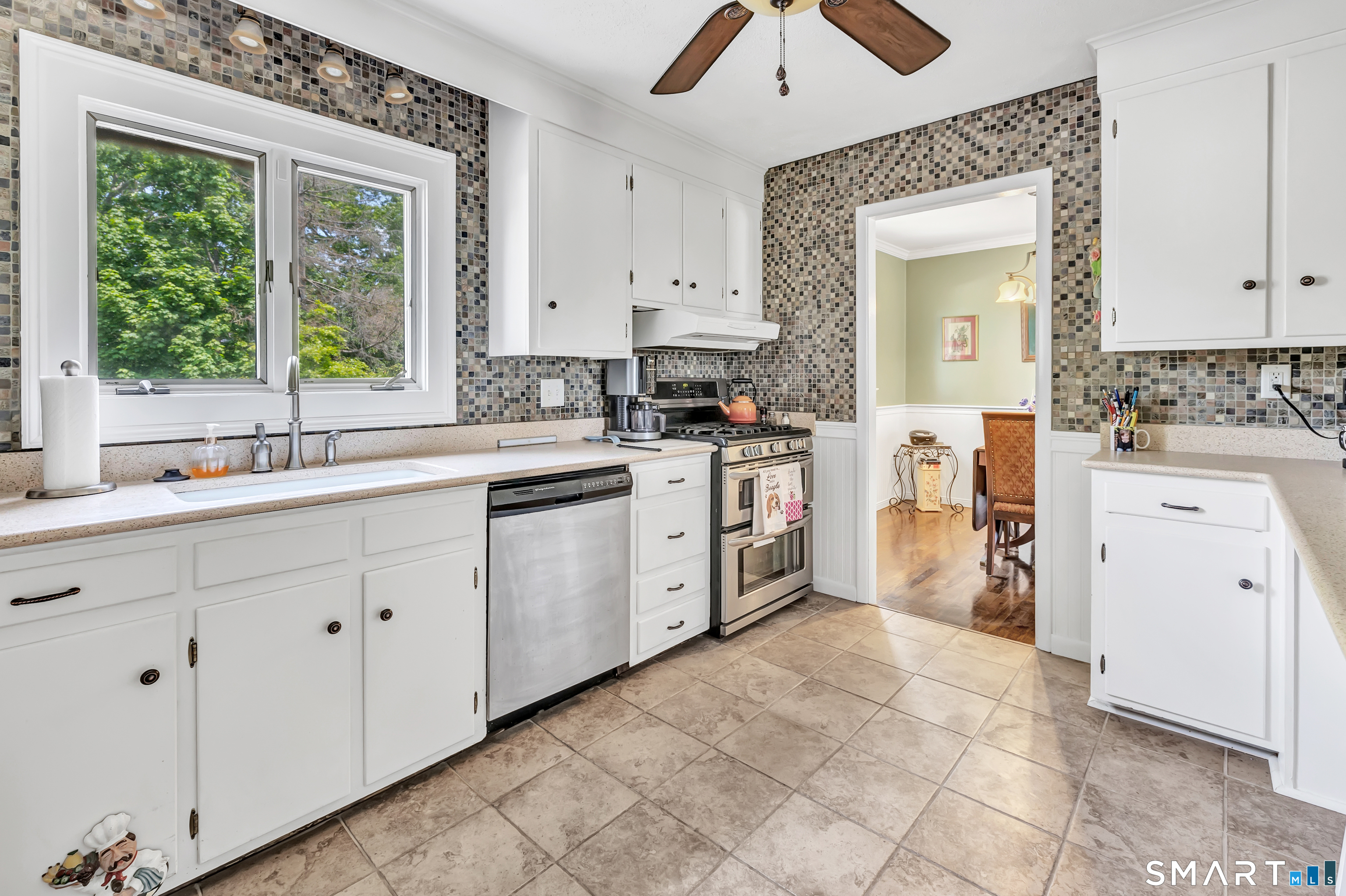 11 Sarah Court West Haven CT 06516