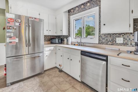 11 Sarah Court West Haven CT 06516