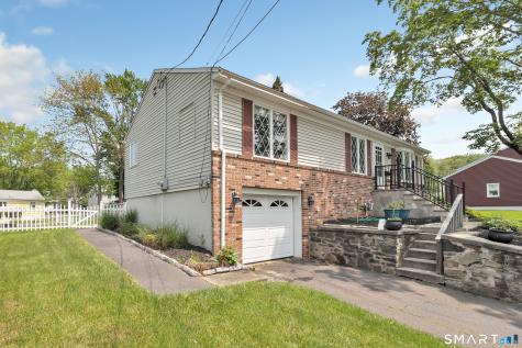11 Sarah Court West Haven CT 06516