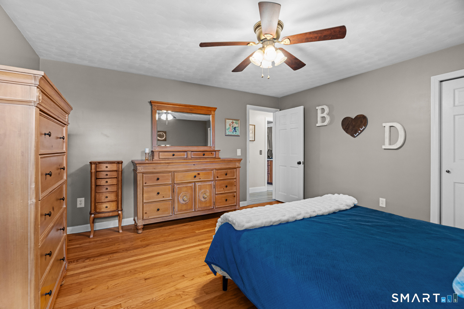 9 Meehan Road Woodstock CT 06281