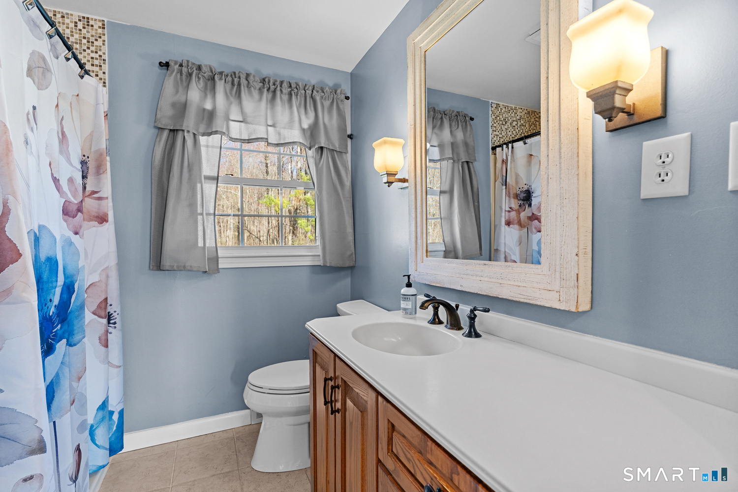 9 Meehan Road Woodstock CT 06281