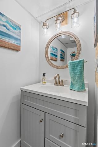 9 Meehan Road Woodstock CT 06281