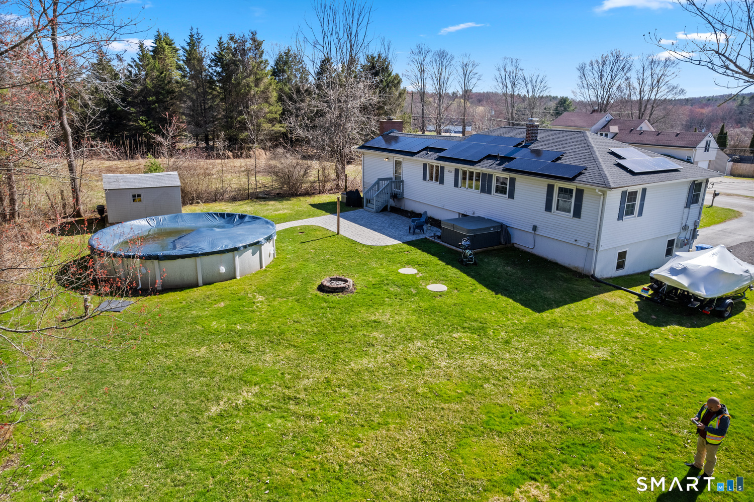 9 Meehan Road Woodstock CT 06281