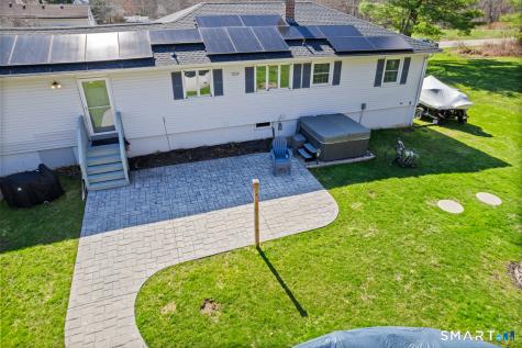 9 Meehan Road Woodstock CT 06281