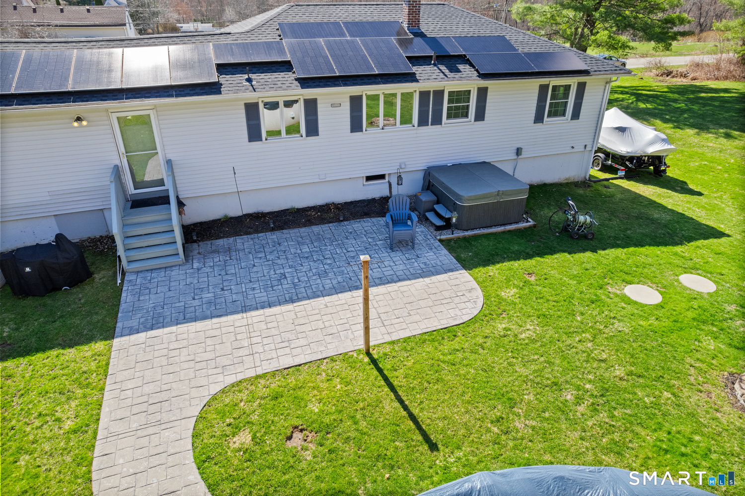 9 Meehan Road Woodstock CT 06281