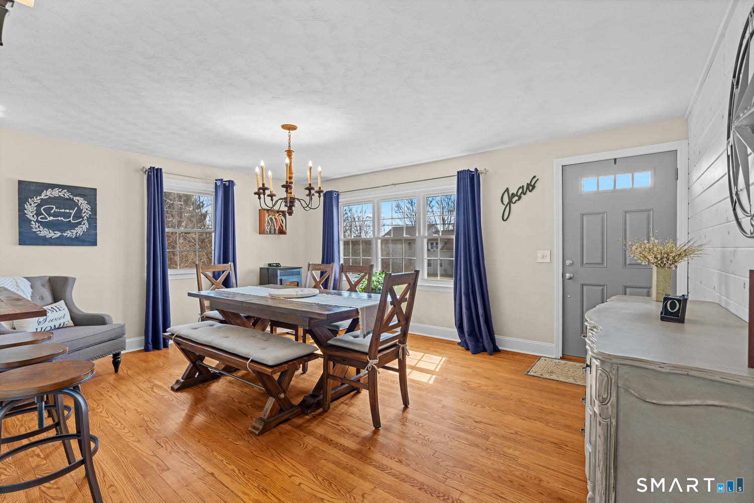 9 Meehan Road Woodstock CT 06281