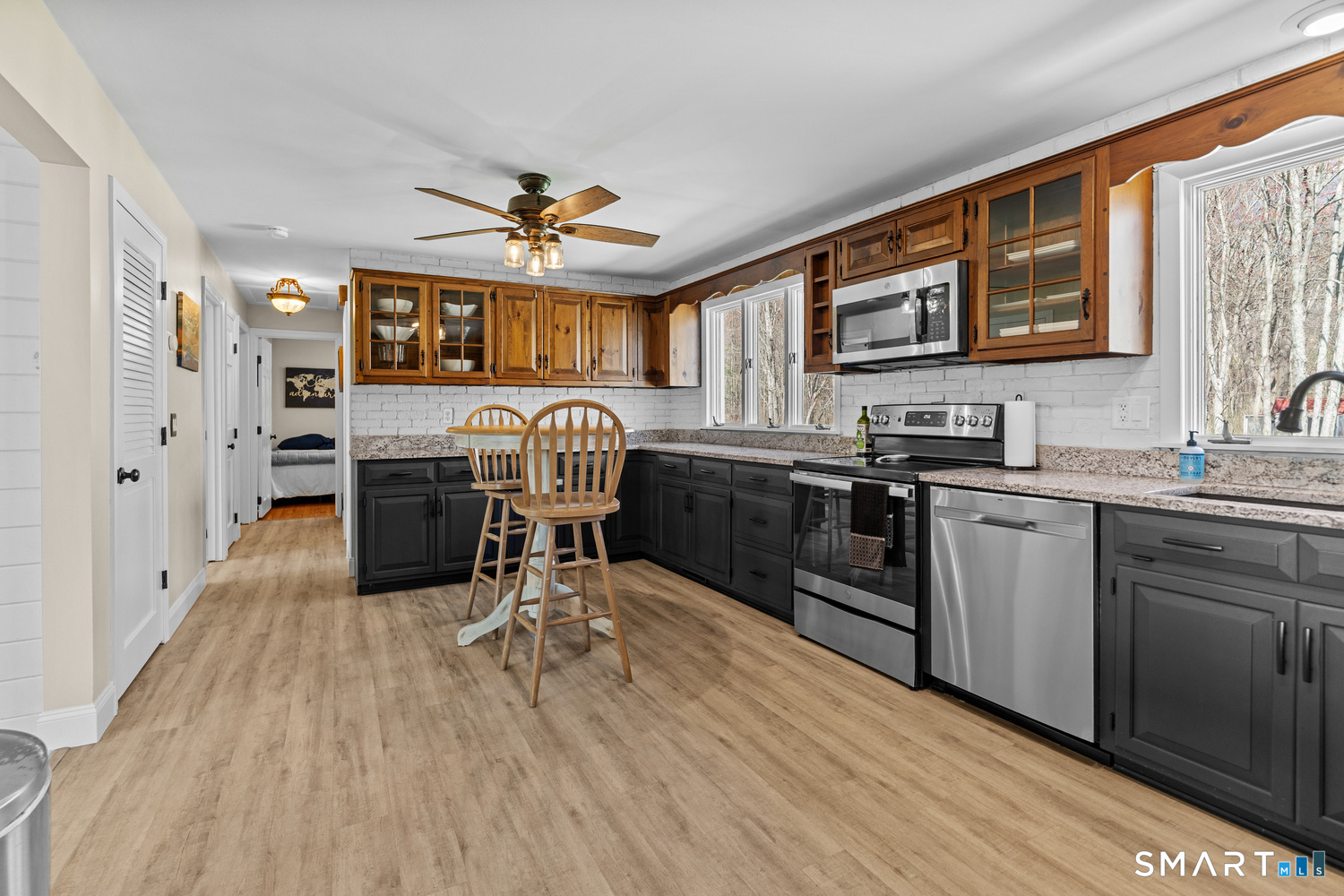 9 Meehan Road Woodstock CT 06281