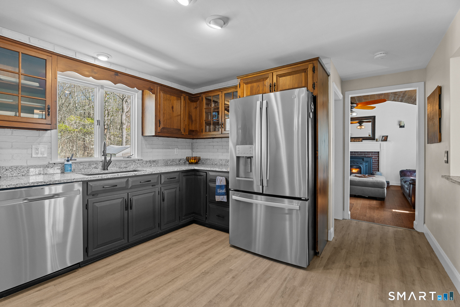 9 Meehan Road Woodstock CT 06281