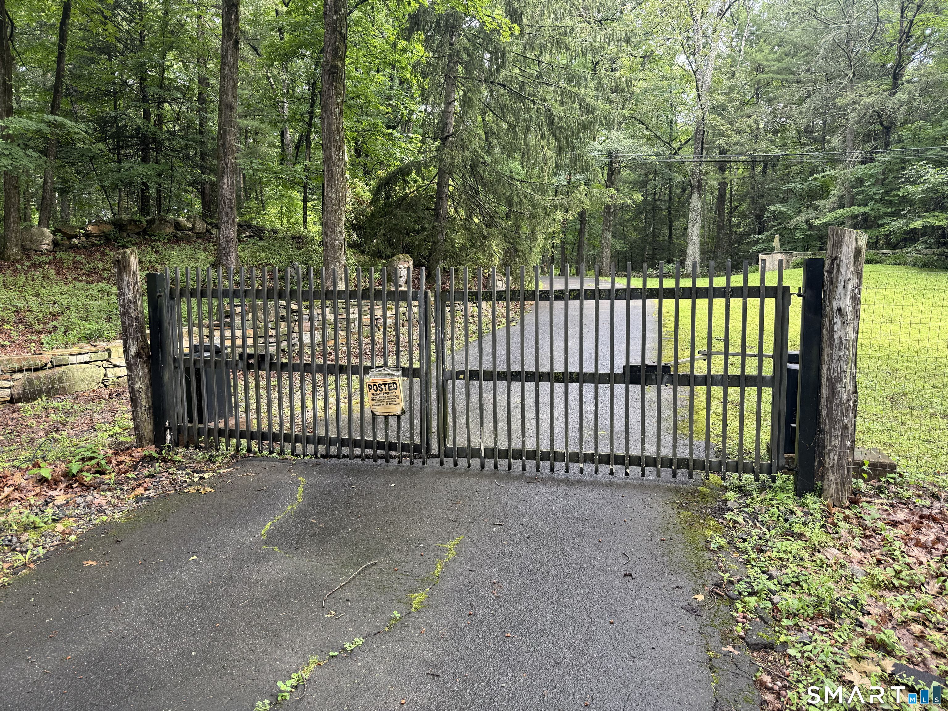 43 Prattling Pond Road Farmington CT 06032