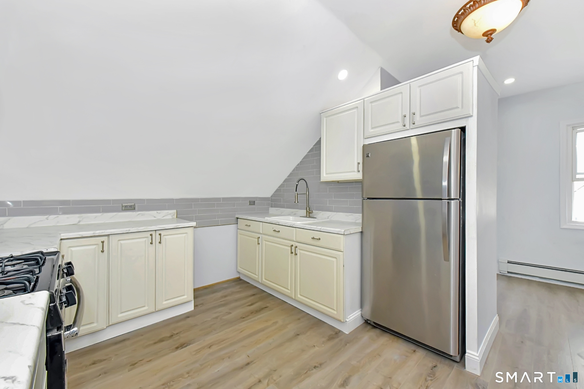 463 Wilmot Avenue Bridgeport CT 06607
