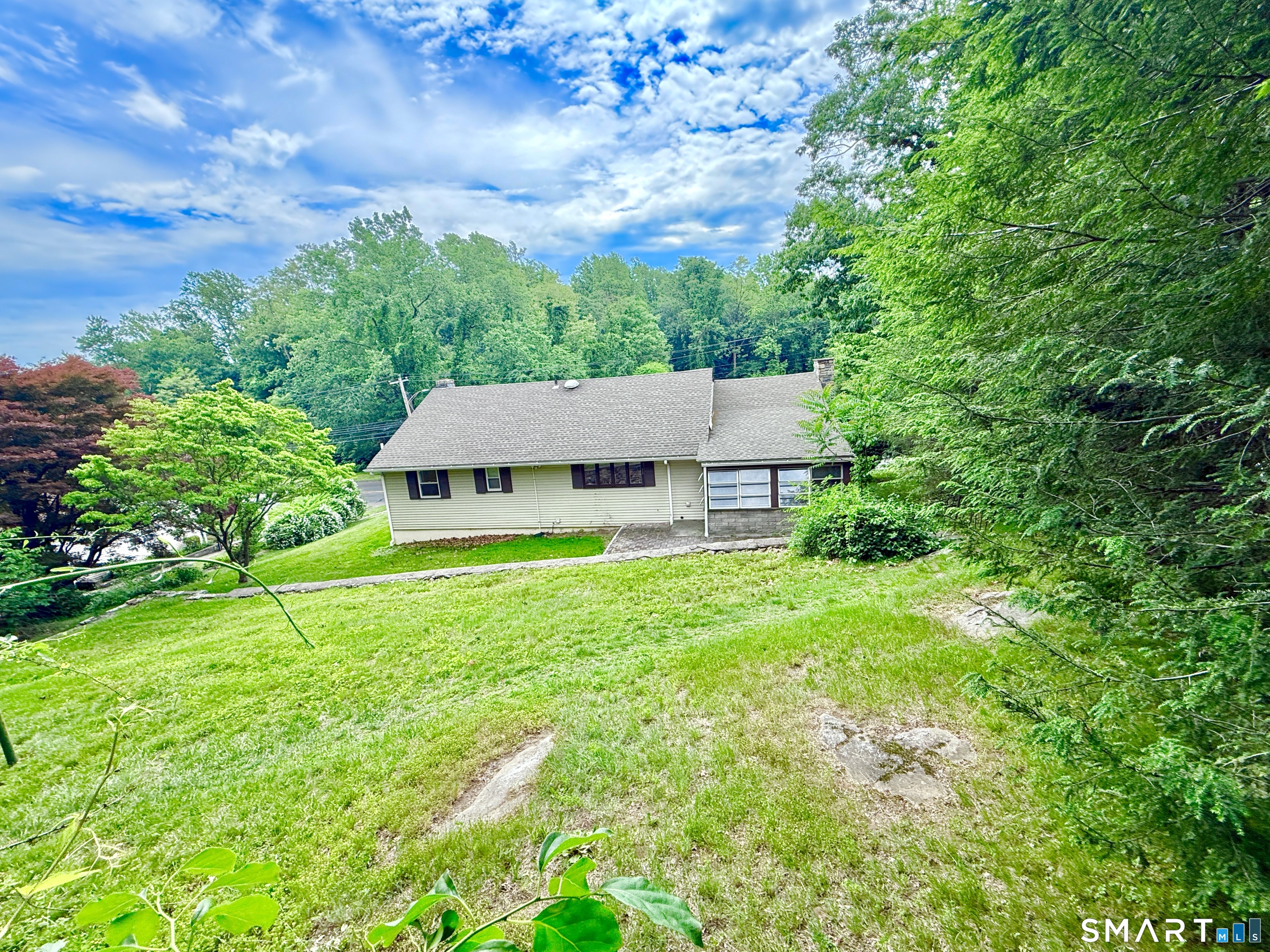 2326 Old Town Road Bridgeport CT 06606