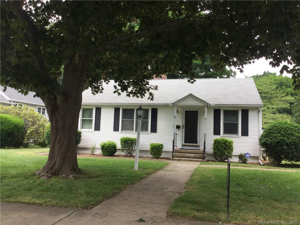 61 Coulter Street Old Saybrook CT 06475