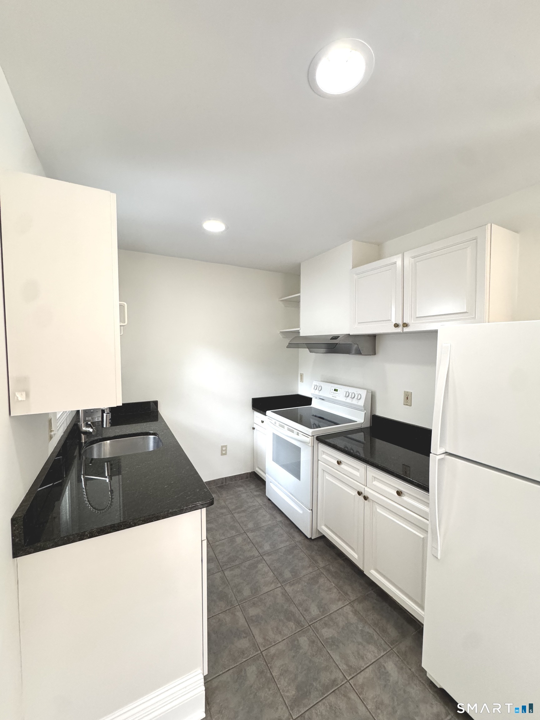 93 New Canaan Avenue Norwalk CT 06850