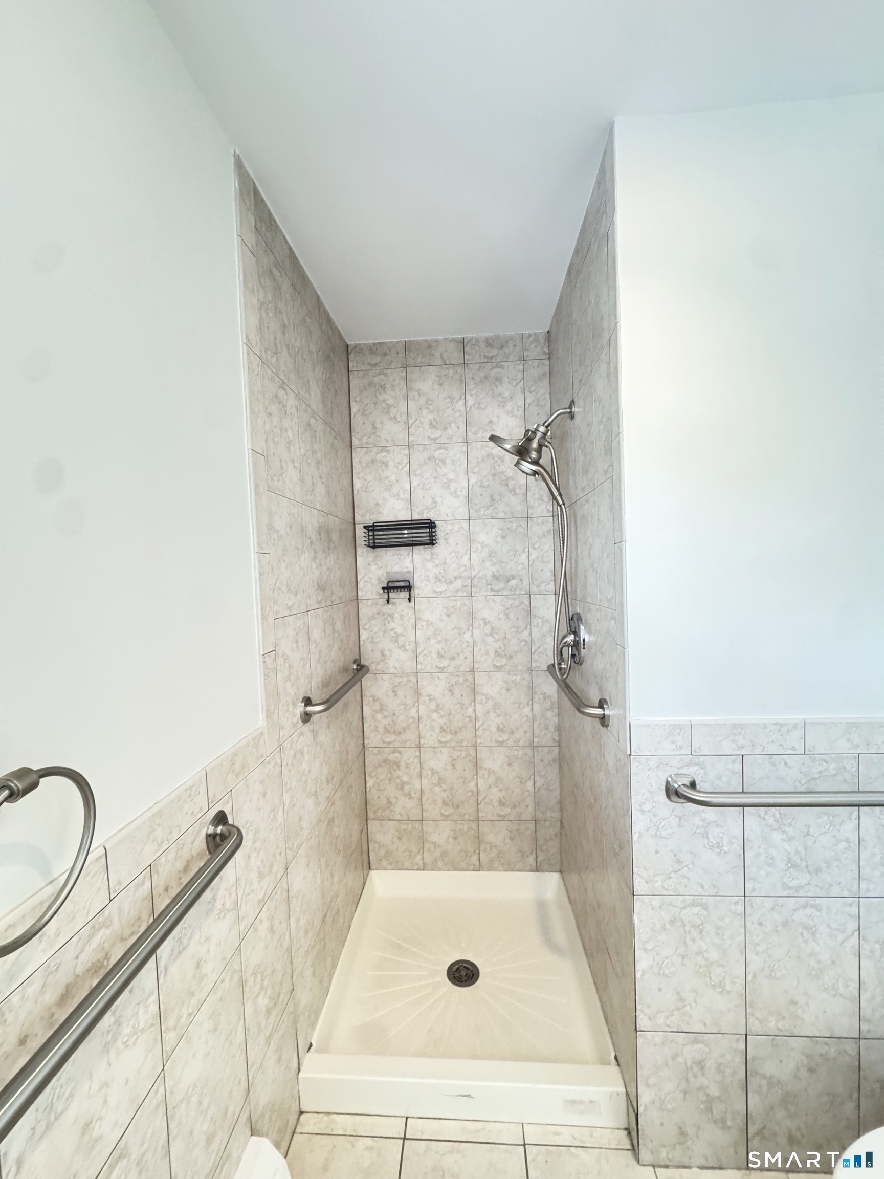 93 New Canaan Avenue Norwalk CT 06850