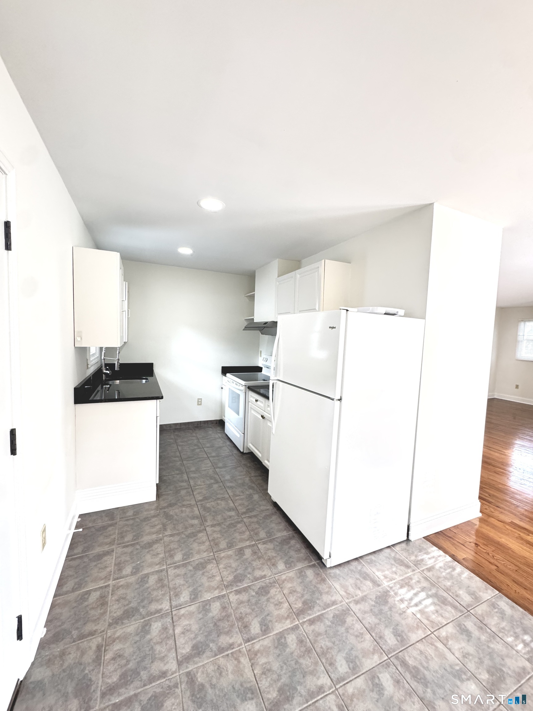 93 New Canaan Avenue Norwalk CT 06850