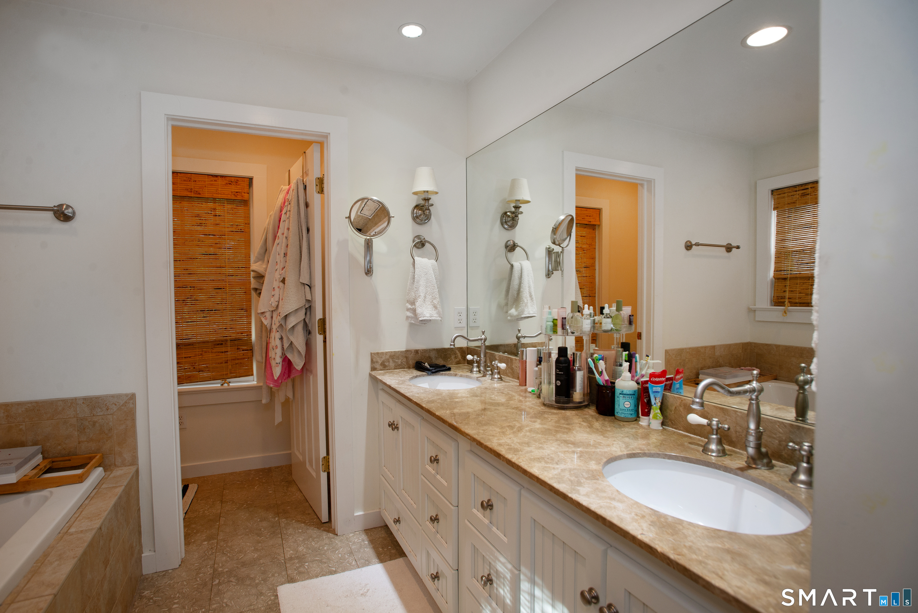 128 Knollwood Drive Ridgefield CT 06877