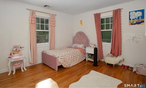 128 Knollwood Drive Ridgefield CT 06877