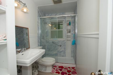 128 Knollwood Drive Ridgefield CT 06877