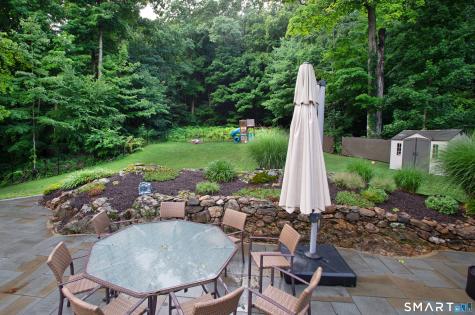 128 Knollwood Drive Ridgefield CT 06877