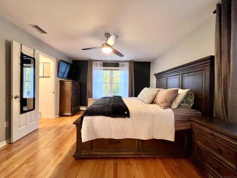 4 Cobblestone Court Naugatuck CT 06770