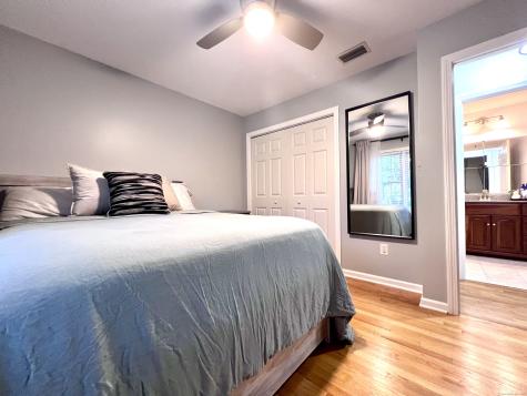 4 Cobblestone Court Naugatuck CT 06770