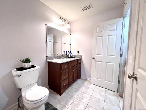 4 Cobblestone Court Naugatuck CT 06770