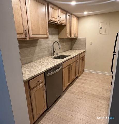 127 Greyrock Place Stamford CT 06901