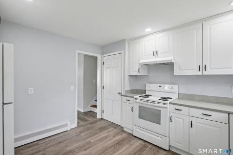 41 Sunnybrook Bend Waterbury CT 06708