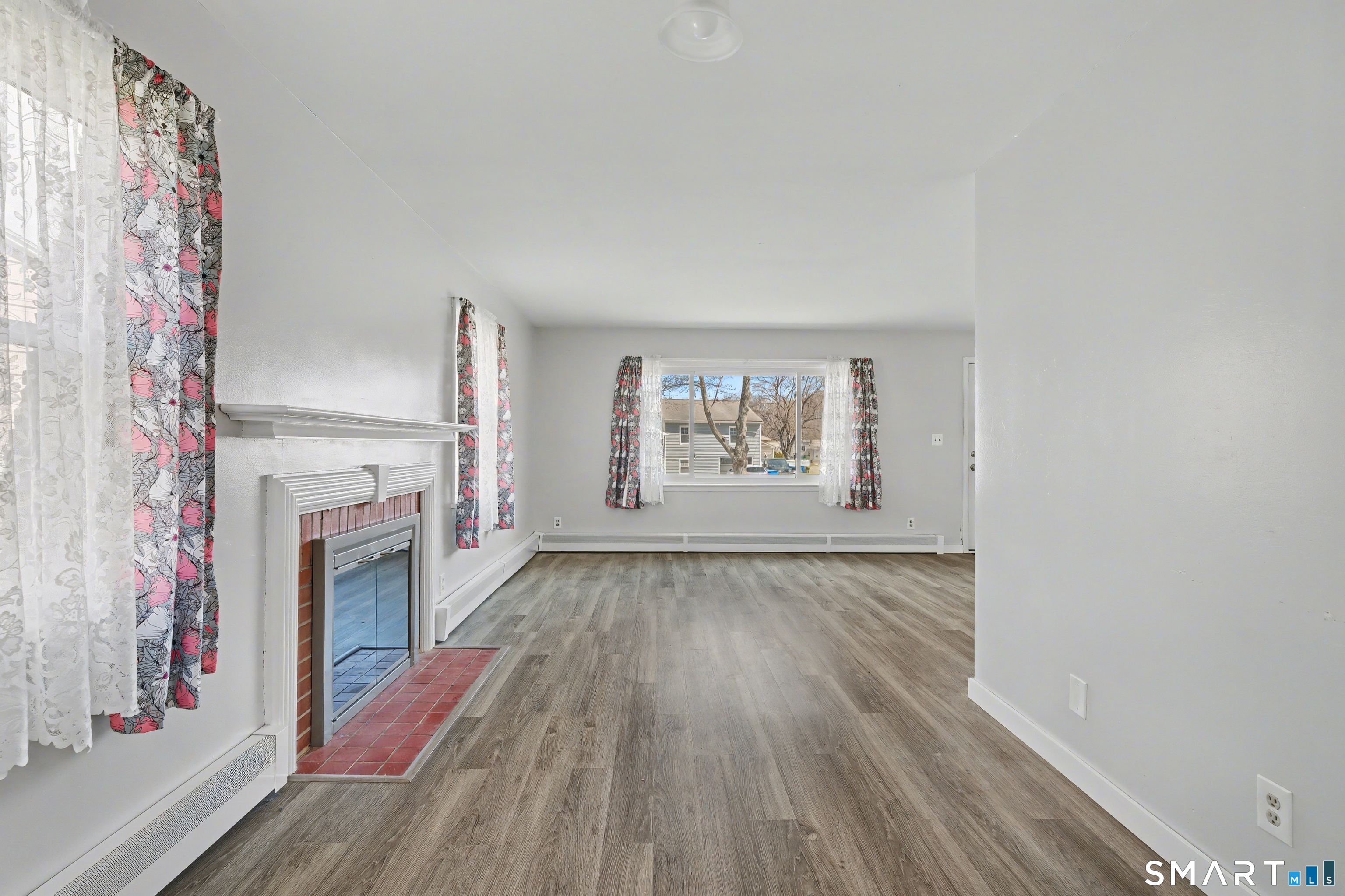 41 Sunnybrook Bend Waterbury CT 06708