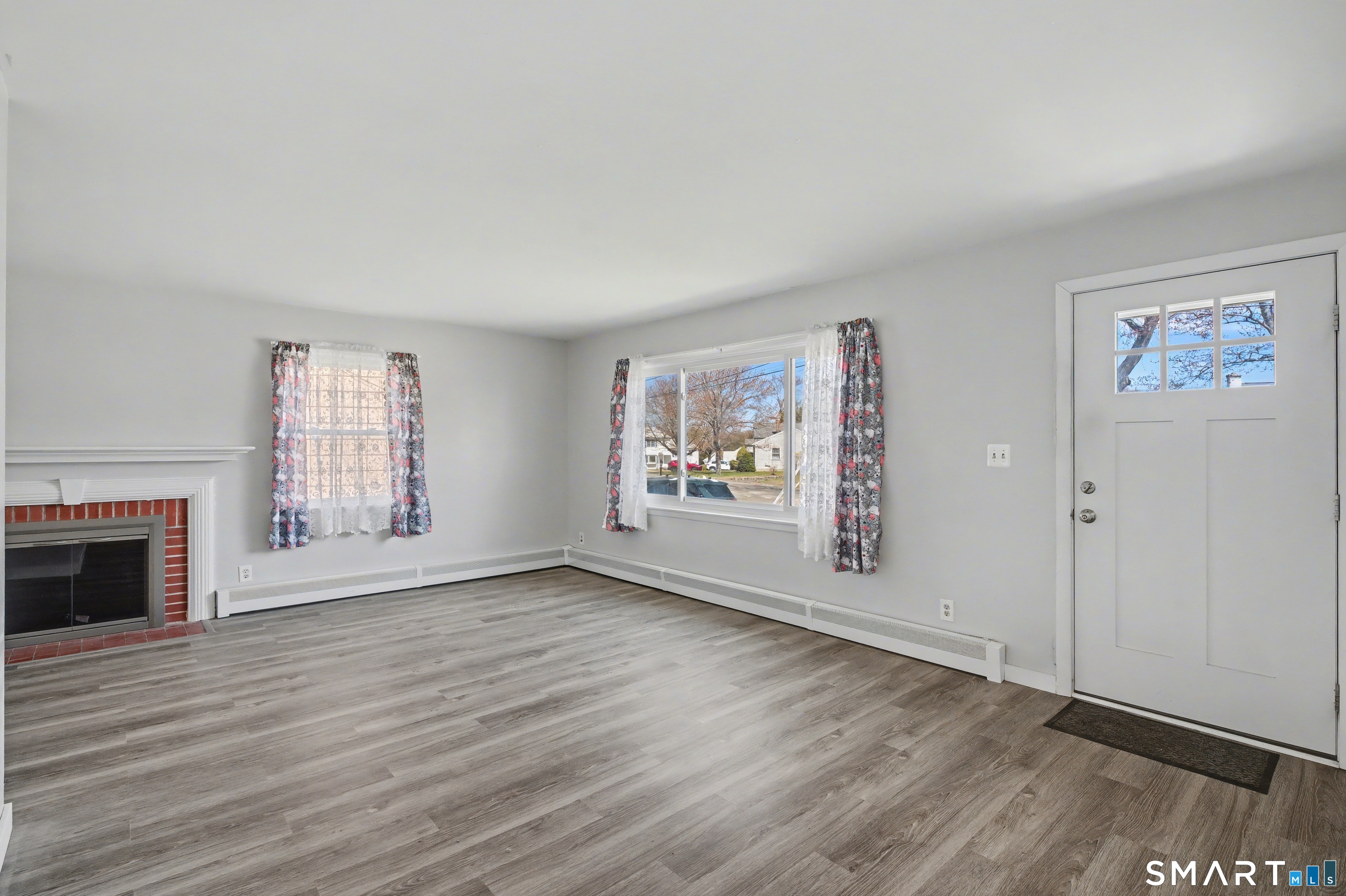 41 Sunnybrook Bend Waterbury CT 06708