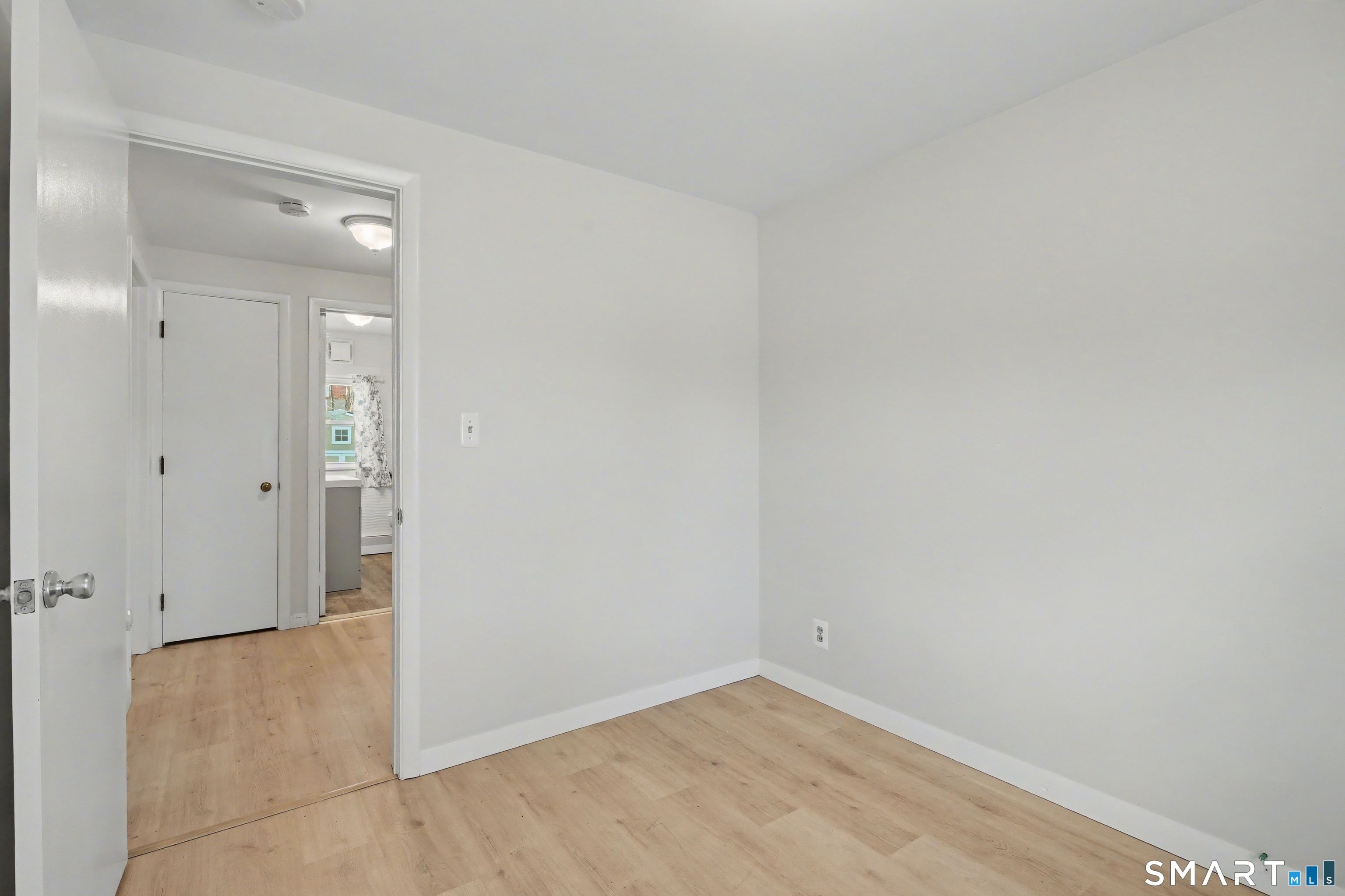 41 Sunnybrook Bend Waterbury CT 06708