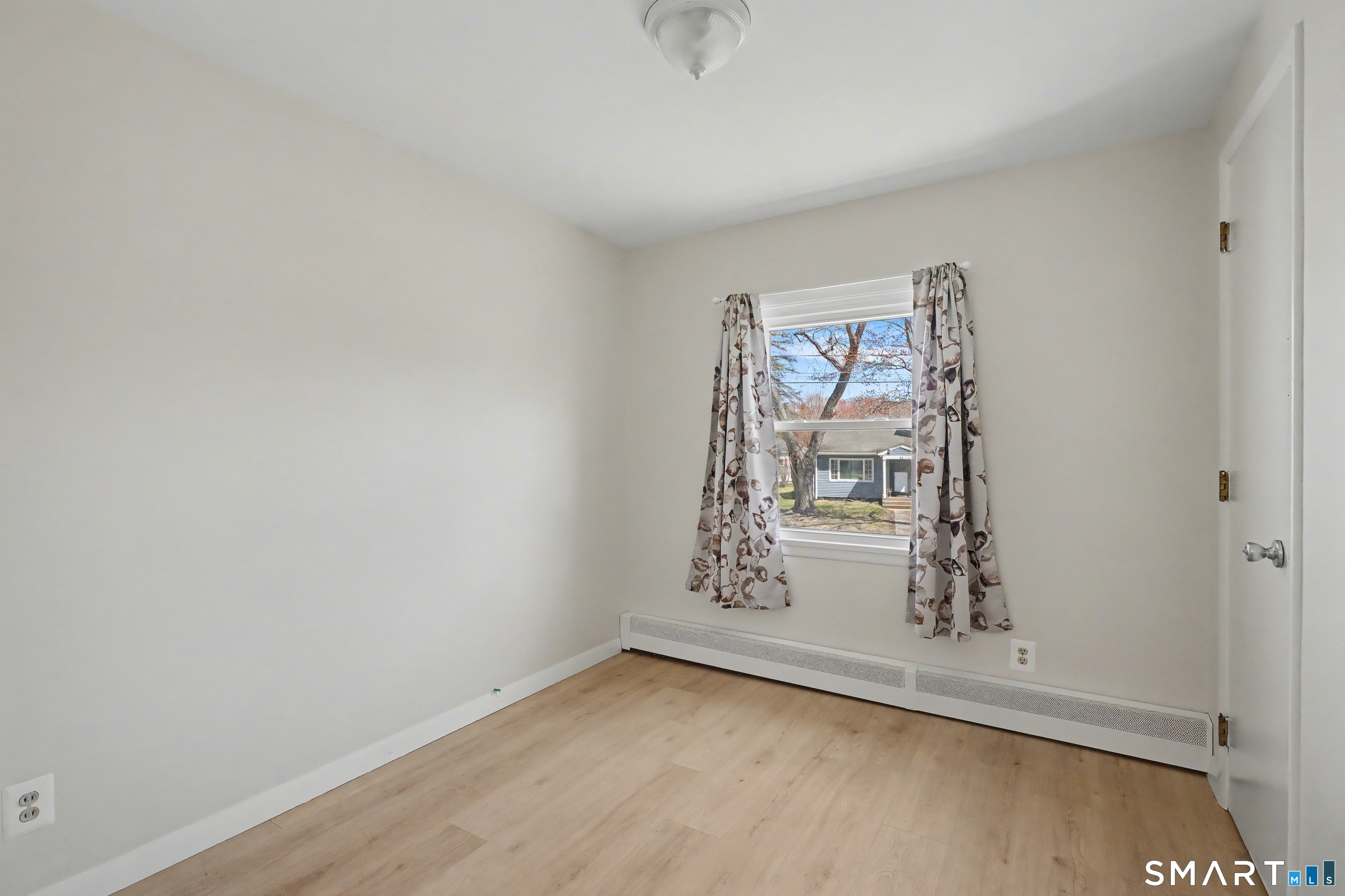 41 Sunnybrook Bend Waterbury CT 06708