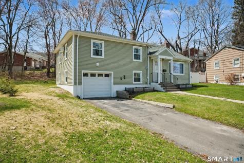 41 Sunnybrook Bend Waterbury CT 06708
