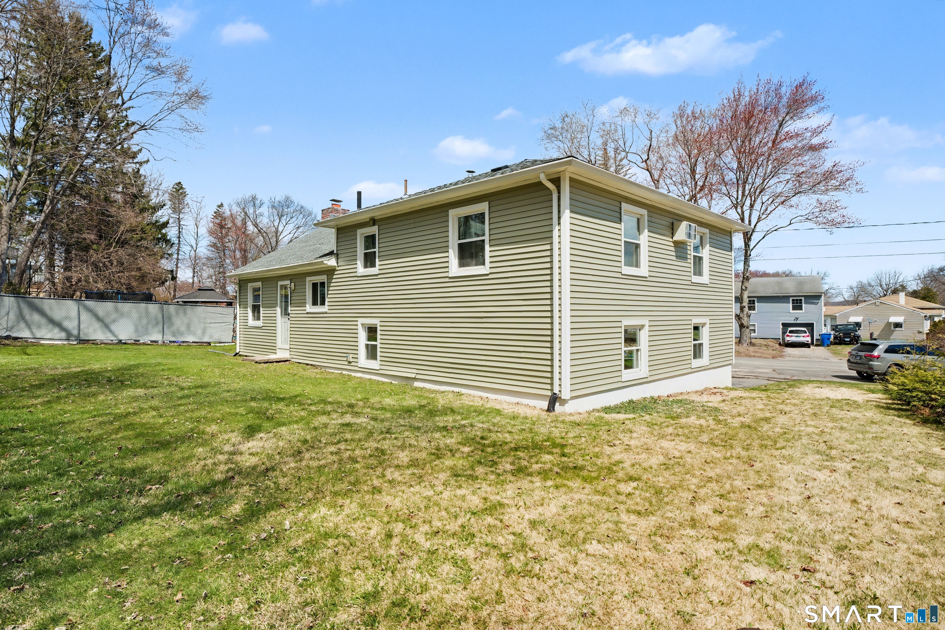 41 Sunnybrook Bend Waterbury CT 06708