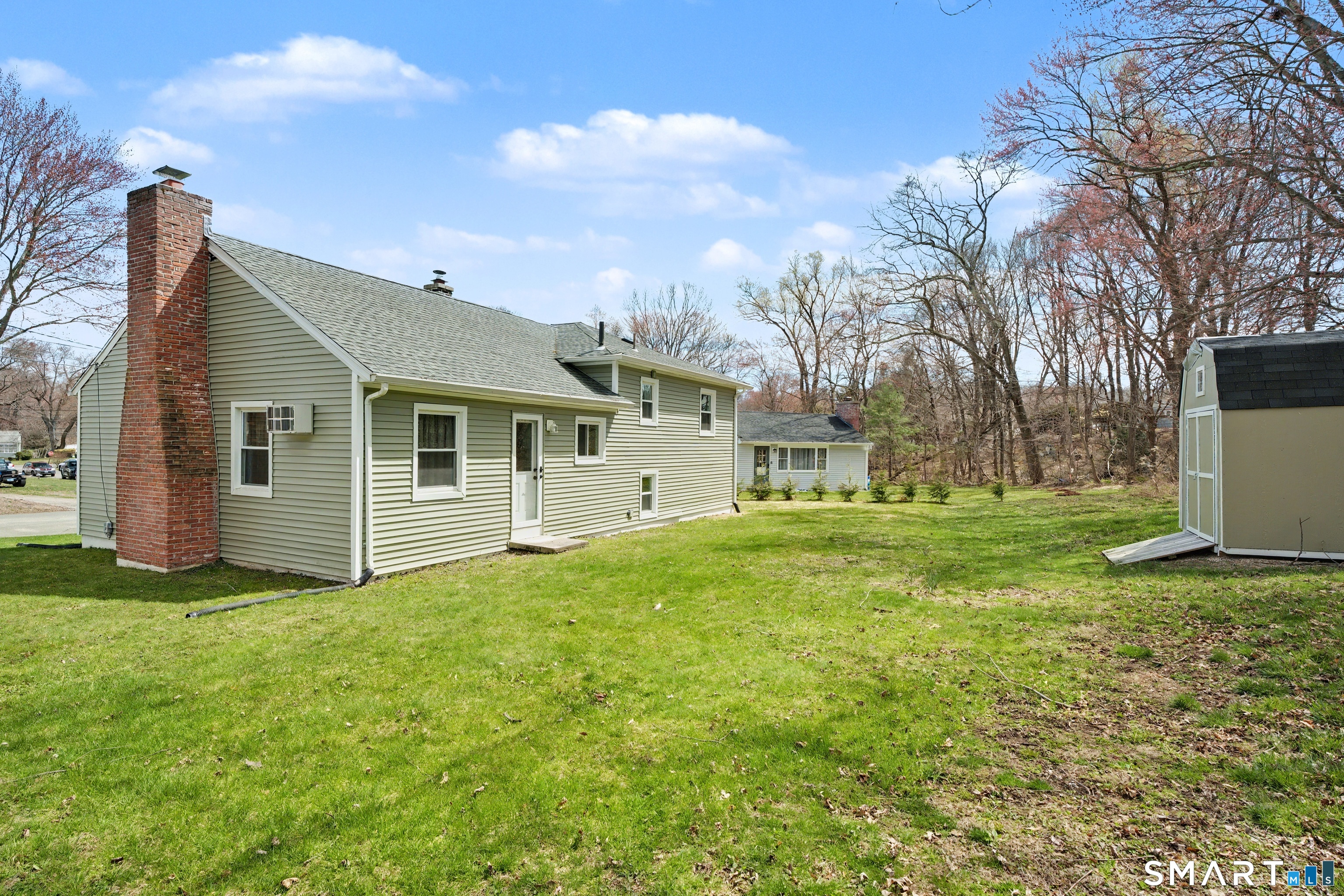 41 Sunnybrook Bend Waterbury CT 06708