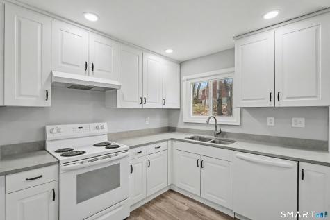 41 Sunnybrook Bend Waterbury CT 06708