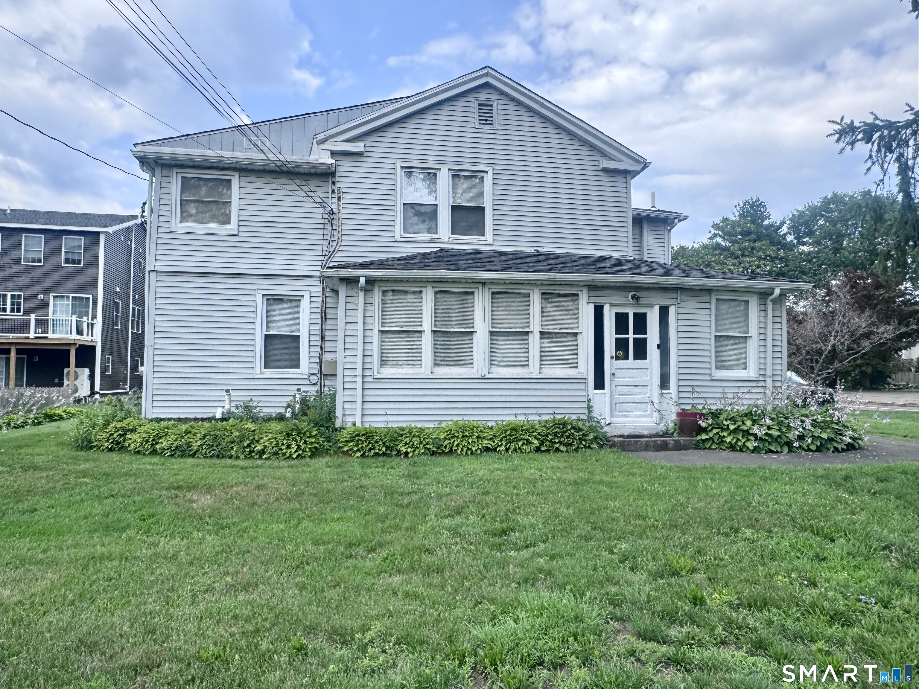 1690 Litchfield Turnpike Woodbridge CT 06525