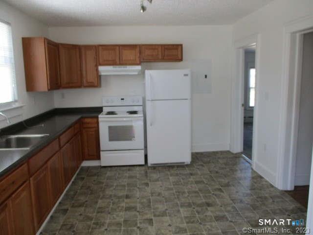 1690 Litchfield Turnpike Woodbridge CT 06525